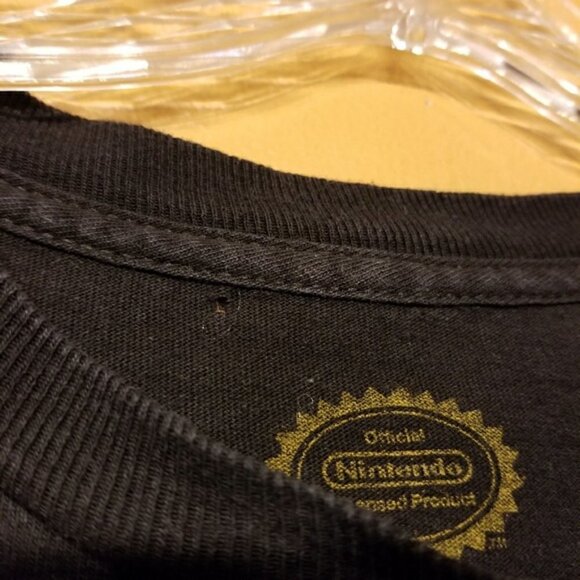 Official Nintendo | Men's Game Control Addict Tee (Size Medium) - Picture 6 of 7